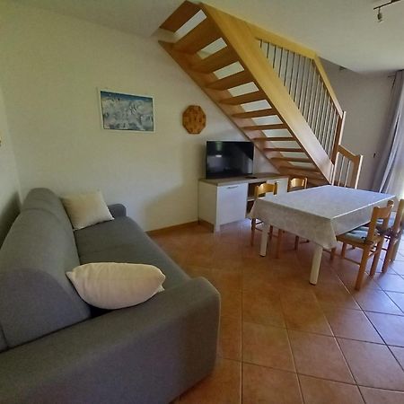 Appartamenti Penasa Renato Commezzadura Extérieur photo