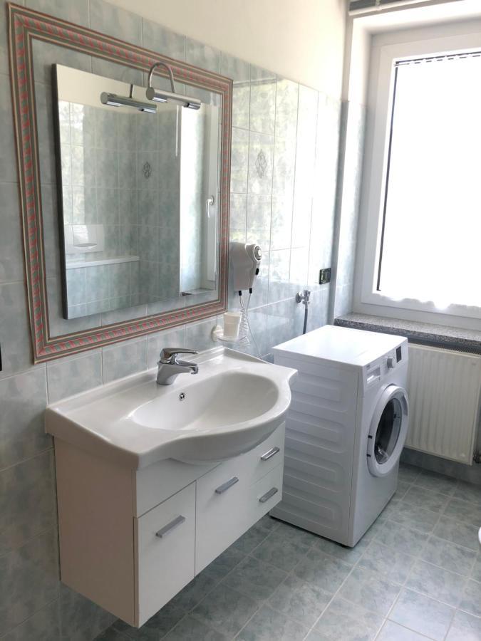 Appartamenti Penasa Renato Commezzadura Extérieur photo