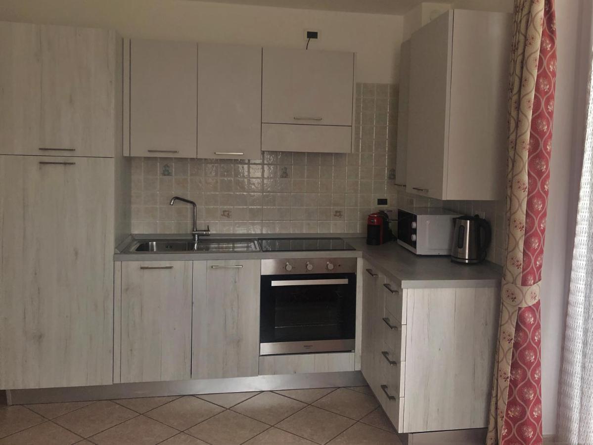 Appartamenti Penasa Renato Commezzadura Extérieur photo